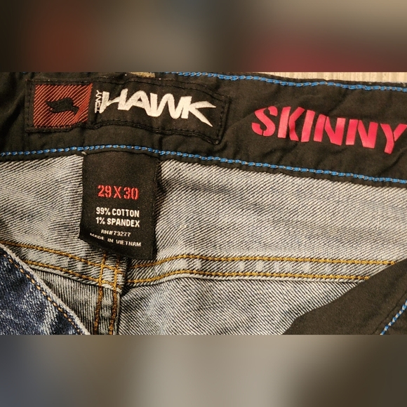 Tony Hawk medium wash shiny jeans, size 29 x 30 - Picture 5 of 5